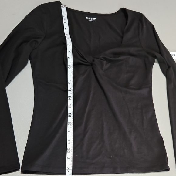 Old Navy Twist-Front Black Long Sleeve Top- MEDIUM - Picture 6 of 6